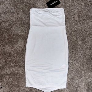 Clean white pencil dress 😍🧼  *Never Worn*